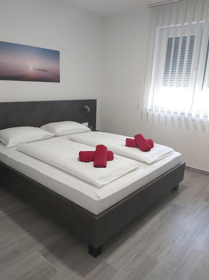 Gold Apartmani Kozarac エクステリア 写真