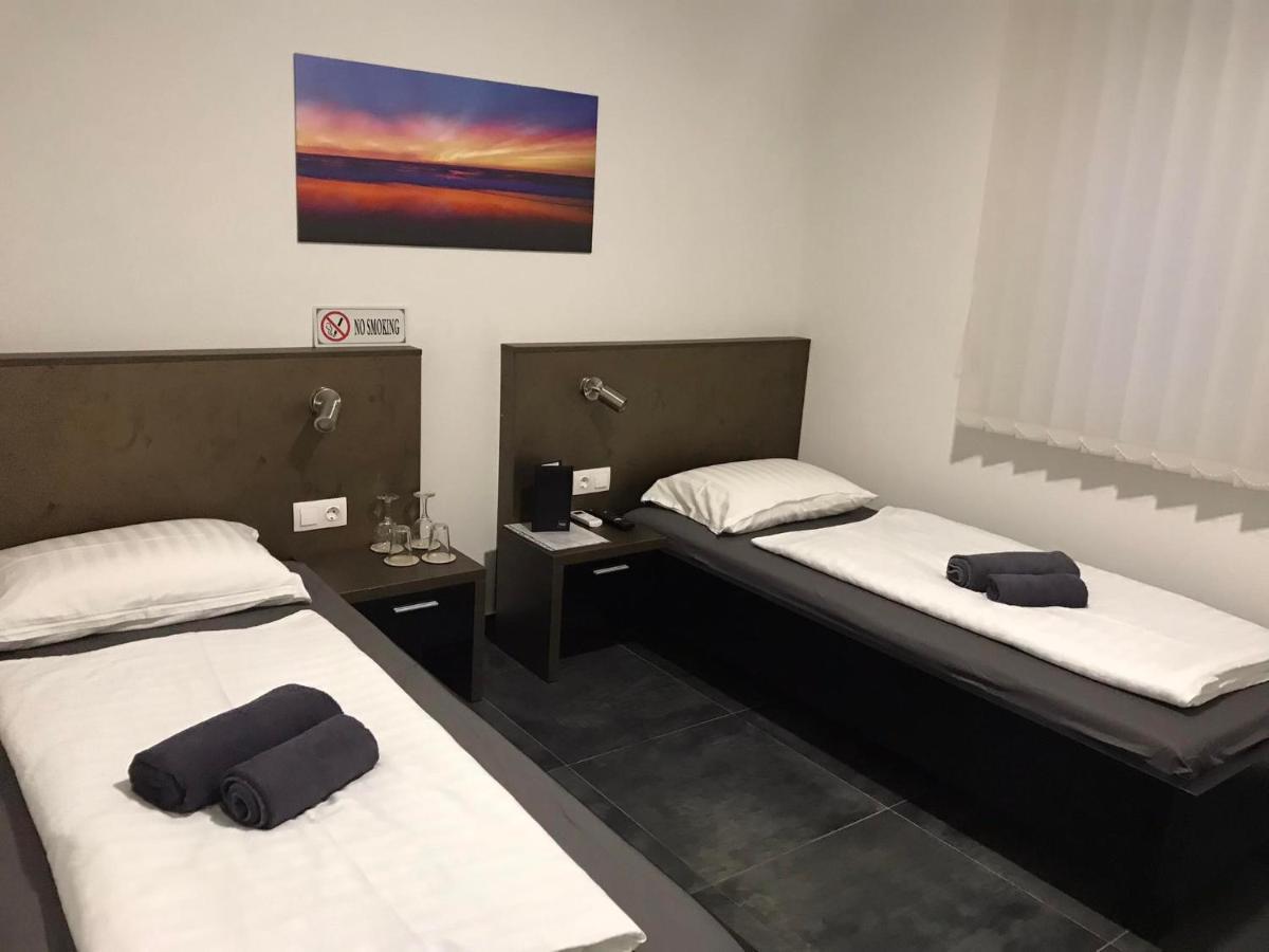 Gold Apartmani Kozarac エクステリア 写真