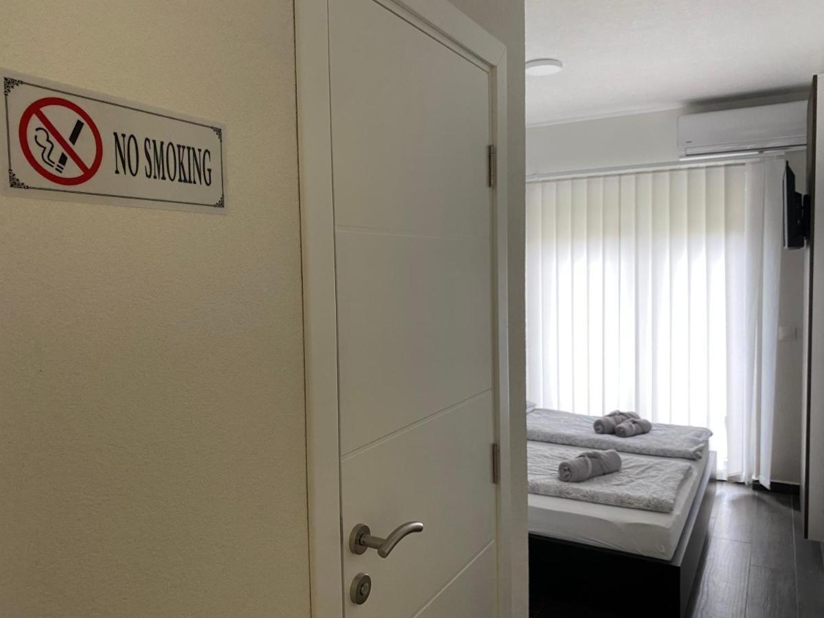Gold Apartmani Kozarac エクステリア 写真