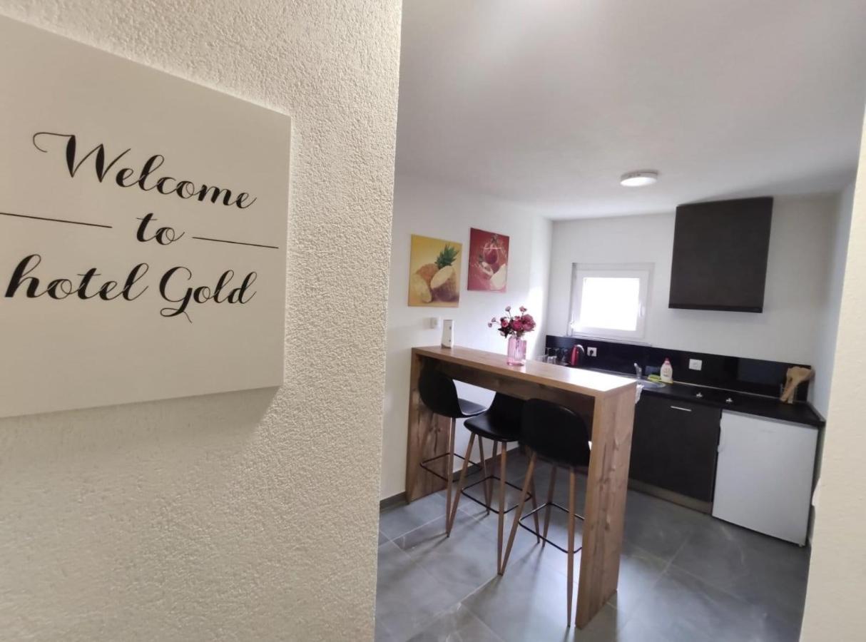 Gold Apartmani Kozarac エクステリア 写真