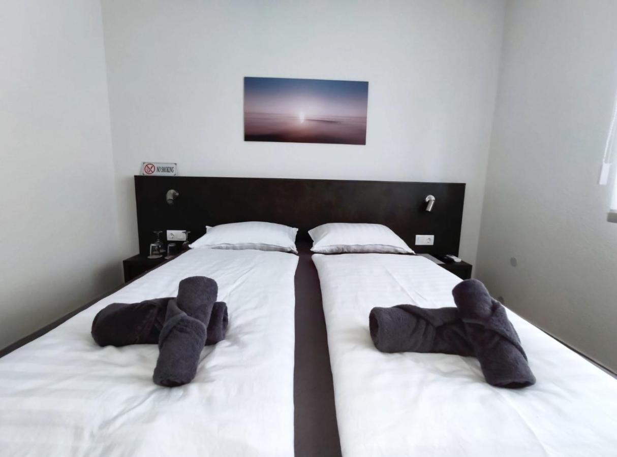 Gold Apartmani Kozarac エクステリア 写真