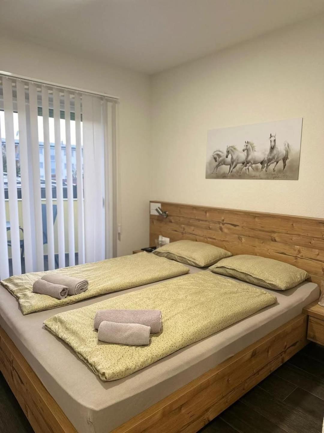 Gold Apartmani Kozarac エクステリア 写真